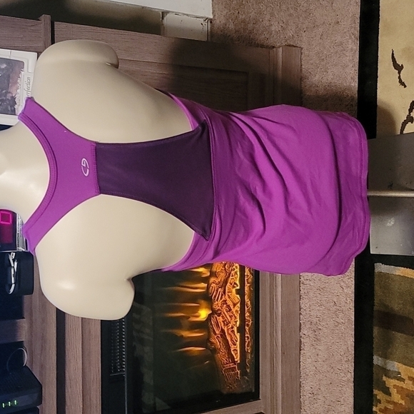 Champion Workout Tank - Picture 3 of 4